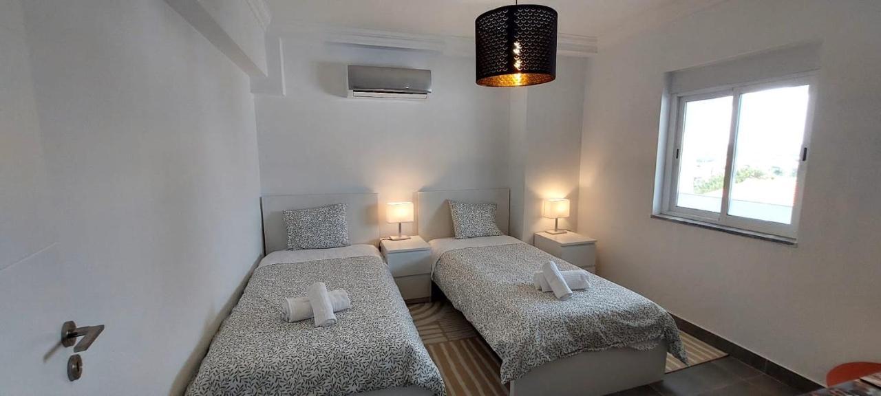 Enjoy Pool, Beach And More At This Nice Apartment Only 3 Minutes From Mareta'S Beach Sagres Luaran gambar