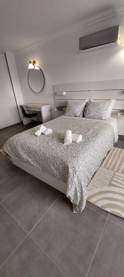 Enjoy Pool, Beach And More At This Nice Apartment Only 3 Minutes From Mareta'S Beach Sagres Luaran gambar